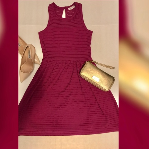Dresses & Skirts - Fit & Flare dress